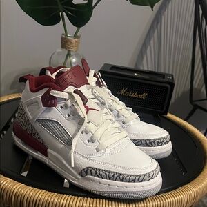 Jordan Kids Sneakers - White and Red